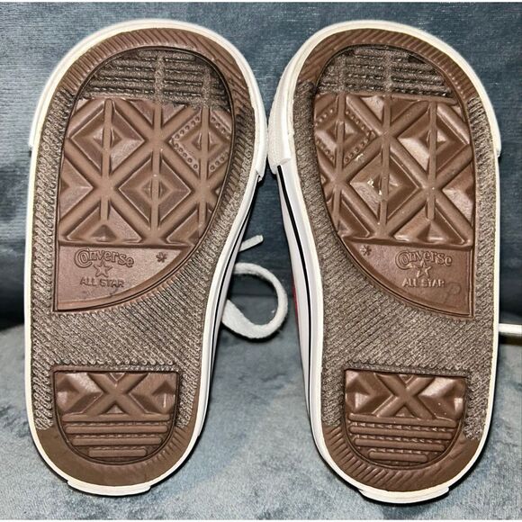 Converse red sneakers size 4 toddler / baby - Picture 5 of 6